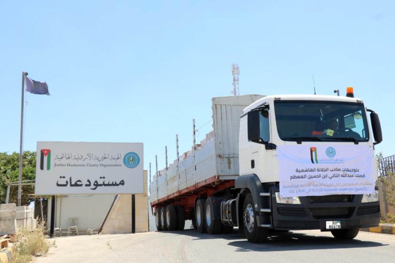 هيئة خيرية أردنية ترسل 124 قافلة مساعدات إنسانية إلى غزة