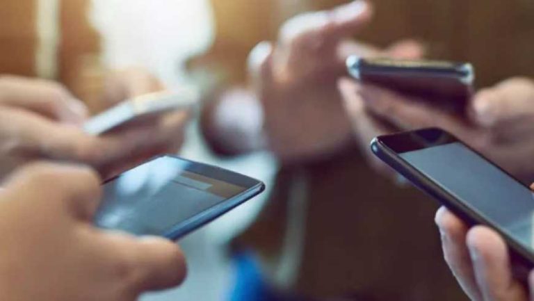 69 مليون مستخدم للإنترنت عبر الموبايل في مصر وسط تزايد غير مسبوق