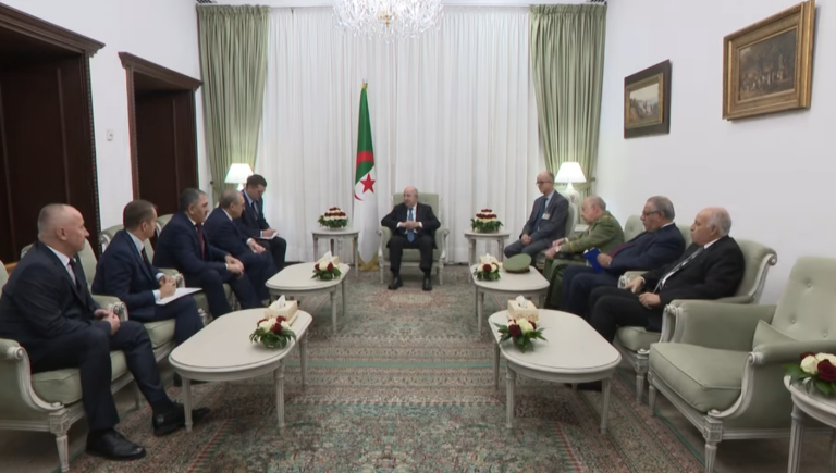  ماذا وراء زيارة ممثل بوتين ونائب وزير الدفاع الروسي للجزائر؟