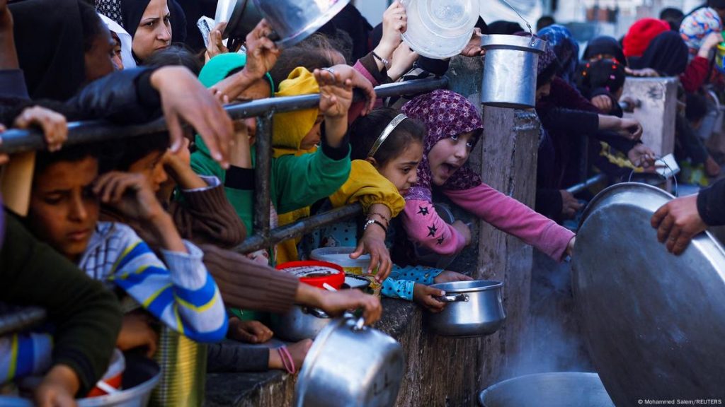 عالم الأطفال تحت وطأة الحروب والمجاعات: كارثة غير مسبوقة في 2024