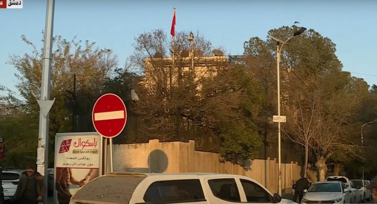 بعد 12 عاما من القطيعة..السفارة التركية تستأنف عملها في دمشق