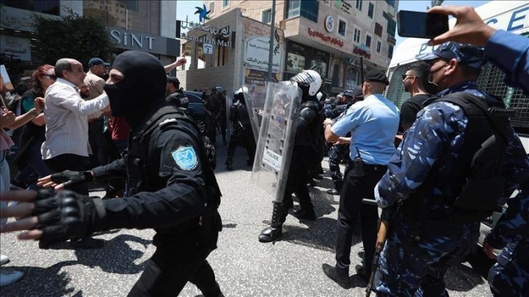 إسرائيل ترفض تزويد السلطة الفلسطينية بالذخيرة لقمع مقاومة جنين!