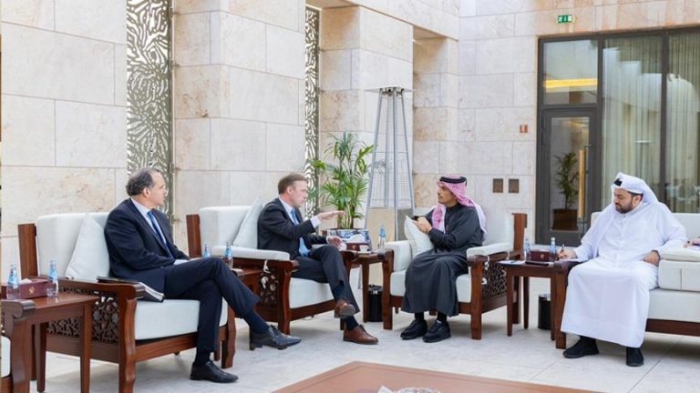 قطر وأمريكا يدعوان لانتقال سلمي للسلطة في سوريا بعد سقوط نظام الأسد
