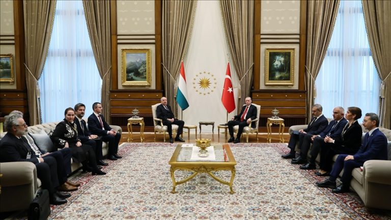 أردوغان يؤكد دعم تركيا للشعب السوري في مرحلة جديدة من النهوض