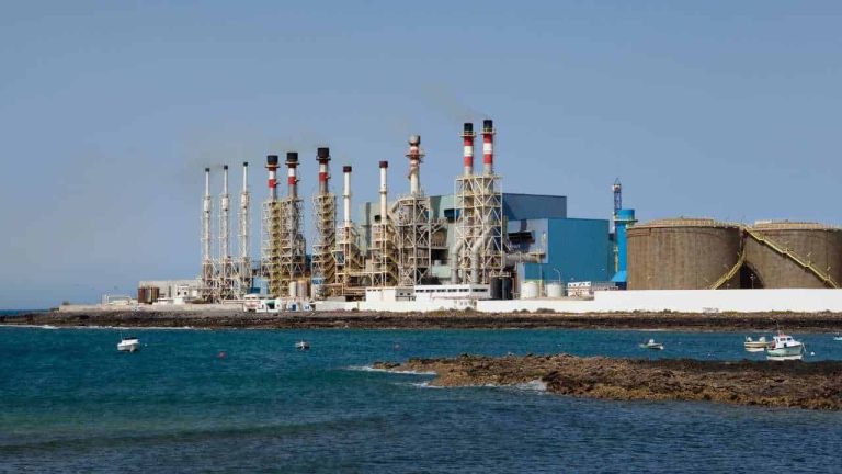 د. عباس شراقي لـ”أخبار الغد”: الأمن المائي ركيزة للاستقرار والتنمية المستدامة في مصر