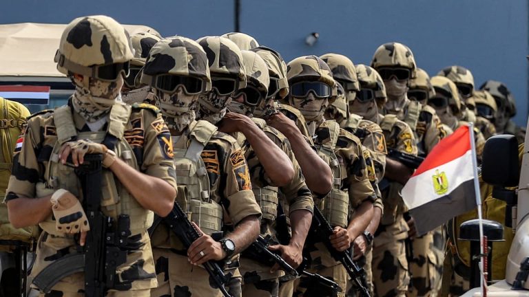 مصر تنفي نيتها التدخل العسكري في اليمن وتؤكد عدم صحة التقارير الإسرائيلية