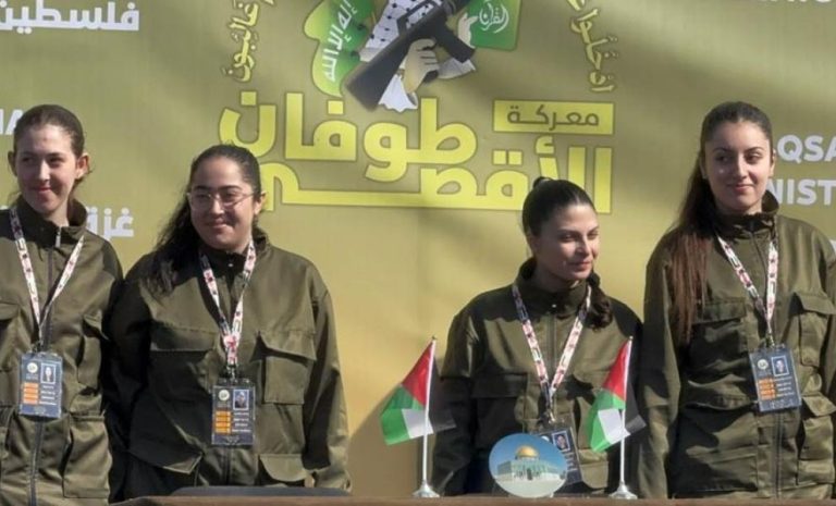رويترز: “حماس” تسلّم قائمة بـ25 أسيراً حياً سيُفرج عنهم