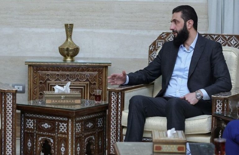 الشرع يشيد ببابا الفاتيكان ويؤكد أن المسيحيين جزء لا يتجزأ من المجتمع السوري