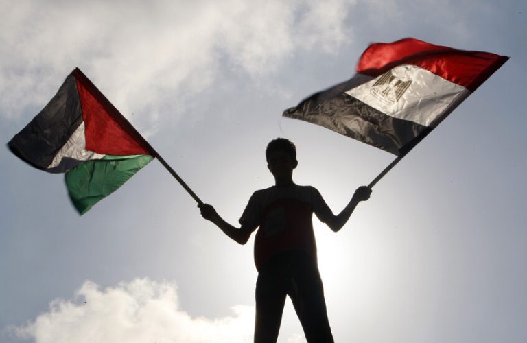 لواء سابق: مصر رفضت مليارات الدولارات مقابل تهجير الفلسطينيين إلى سيناء