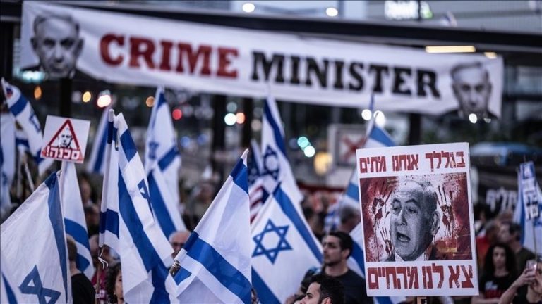 بلومبرغ : تكلفة الحرب في غزة تزيد الانقسامات في إسرائيل والعمال المهرة يهاجرون
