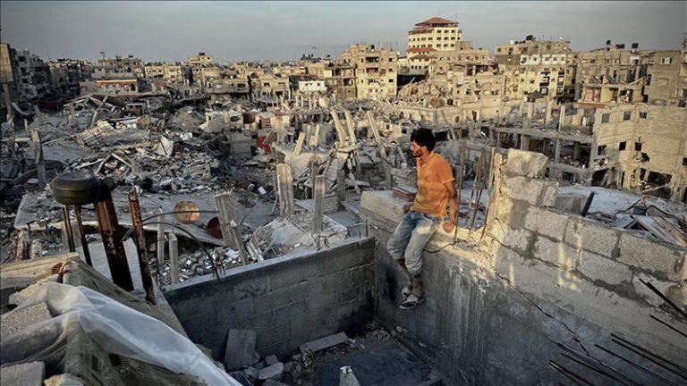 ميدل إيست آي: نواب إسرائيليون يطالبون بقتل كل فلسطيني لا يحمل راية بيضاء في شمال غزة
