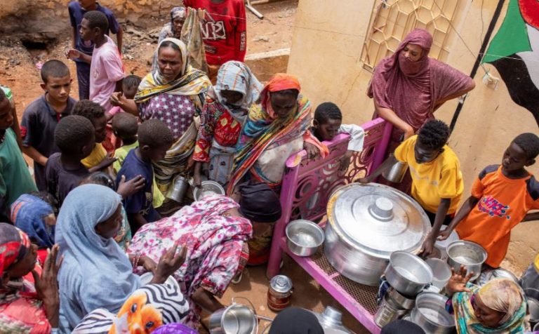 يونيسف تحذر من خطر سوء التغذية لـ 3.2 مليون طفل في السودان