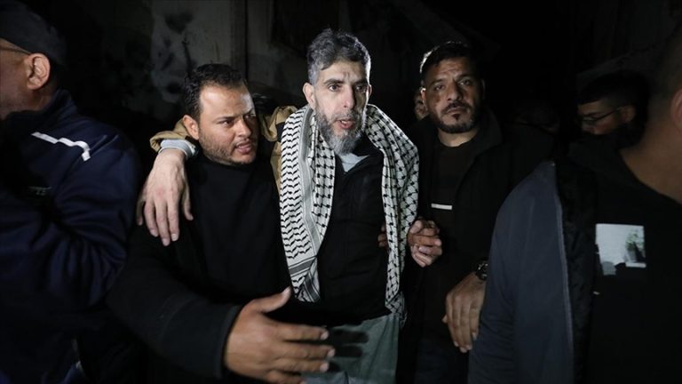 الأسير الفلسطيني المحرر عبد الرحمن وشاح: أعيش لحظات فخر واعتزاز