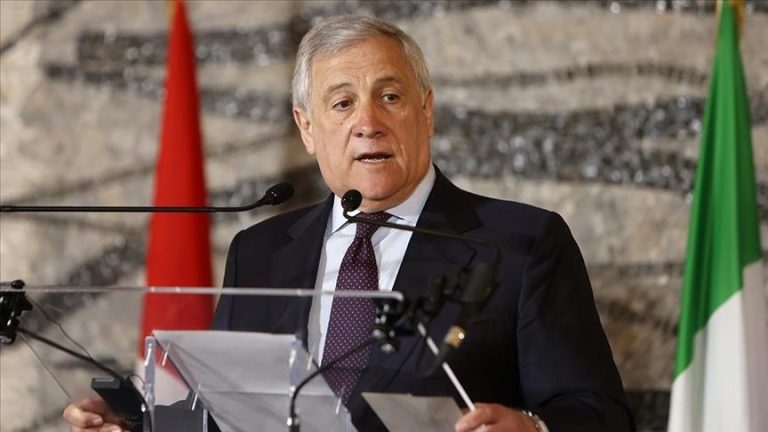الوزير الإيطالي أنطونيو تاياني يزور إسرائيل وفلسطين لدعم عملية السلام
