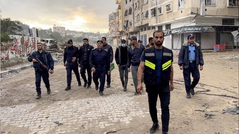 شرطة غزة تعلن جاهزية 6000 منتسب لبسط الأمن بعد وقف إطلاق النار