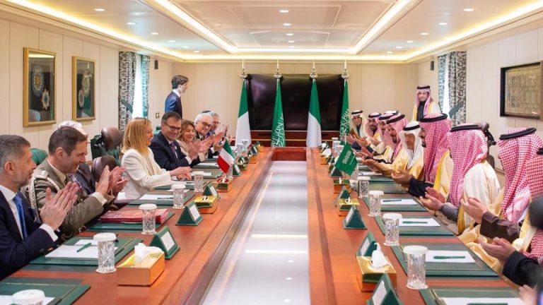 السعودية وإيطاليا تعززان التعاون عبر إنشاء “مجلس الشراكة الاستراتيجية”