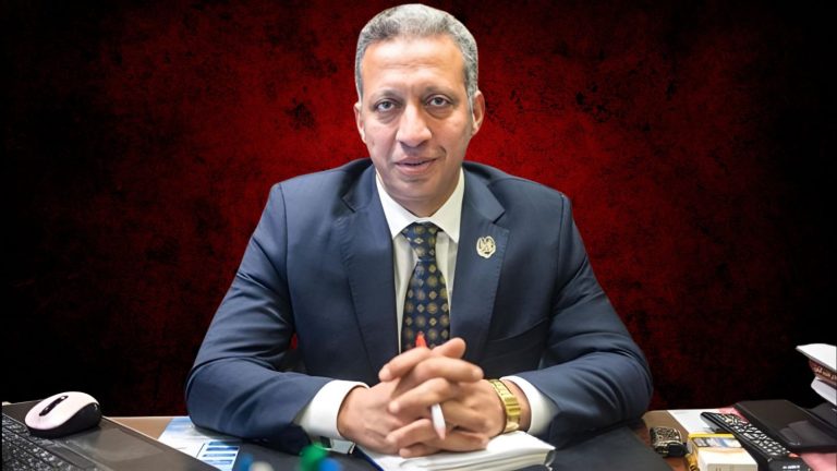 طارق العوضي يكتب: صفحات التاريخ تجيب التغيير السلمي أم المسلح؟