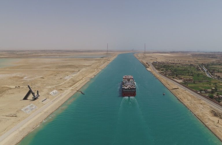 مصر تصدر خرائط جديدة لقناة السويس