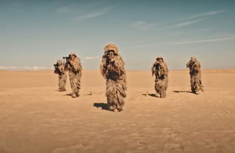 مصر.. الداخلية تستعرض تدريبات قتالية لقوات “البلاك كوبرا”