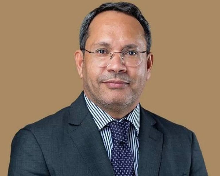 إصابة وزير ليبي في حكومة الوحدة الوطنية بعد تعرض سيارته لإطلاق نار