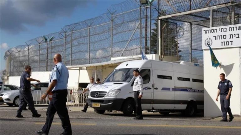 الكشف عن أسماء الأسرى الفلسطينيين المفرج عنهم ضمن صفقة “طوفان الأحرار”