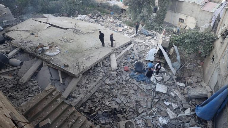 العدوان الإسرائيلي يتصاعد: 21 منزلاً تدمر في مخيم جنين والشعب يعاني من النزوح المستمر