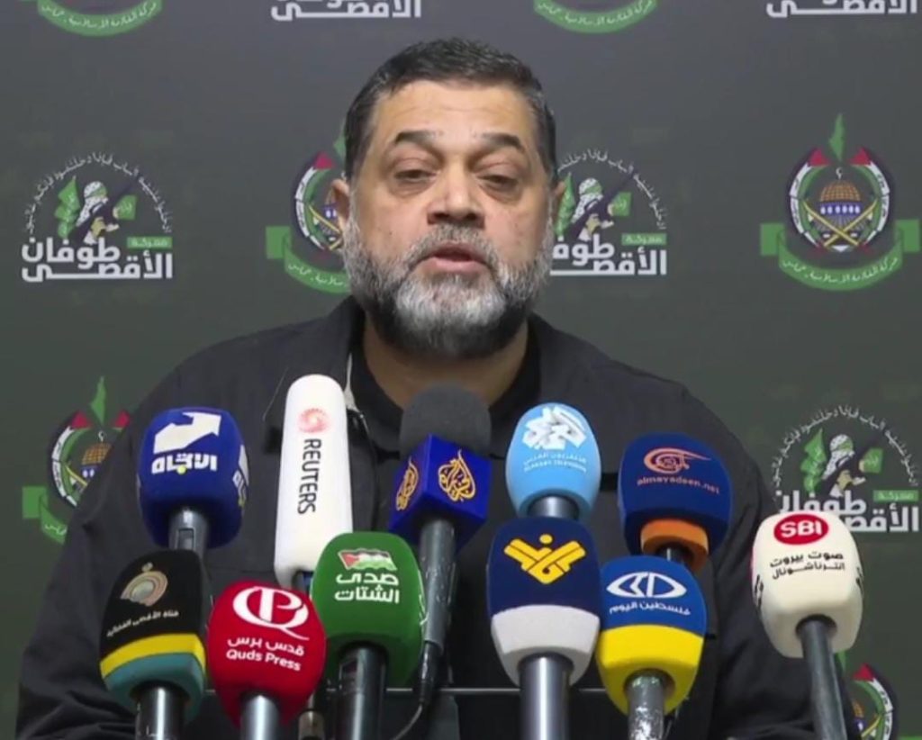 حماس تكشف عن تطورات جديدة بشأن ملف تبادل الأسرى وترتيبات استقبال المحررين المبعدين