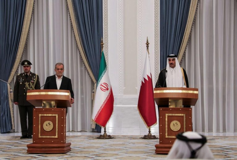 أمير قطر يزور طهران غدا لمباحثات مع القيادة الإيرانية