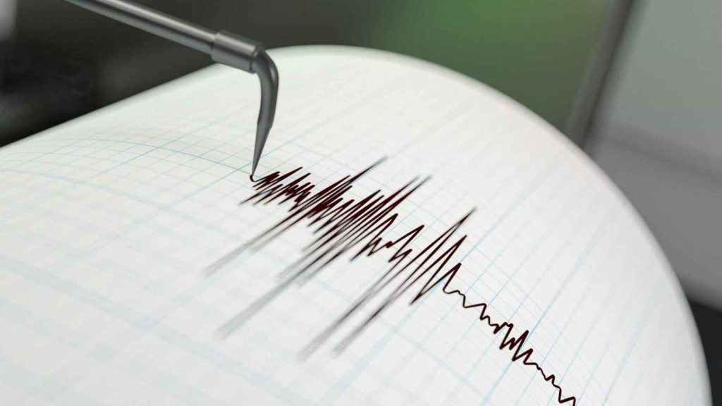 زلزال بقوة 6.1 درجات يضرب غرب تركيا