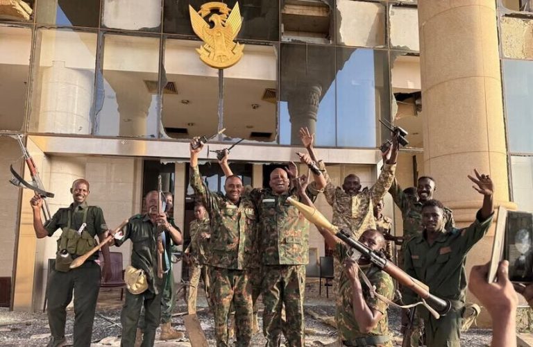 السودان: مقتل 45 عنصرا من الدعم السريع على يد الجيش في الفاشر