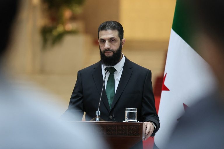 أحمد الشرع يدعو للحفاظ على السلم الأهلى والوحدة الوطنية لسوريا