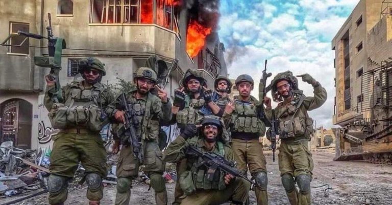 الاحتلال يعلن اكتمال تطويق مدينة رفح الفلسطينية في غزة