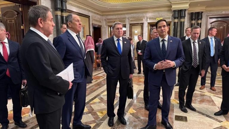 إعلام أمريكي: استئناف محادثات أمريكية روسية بشأن أوكرانيا الأحد المقبل في السعودية