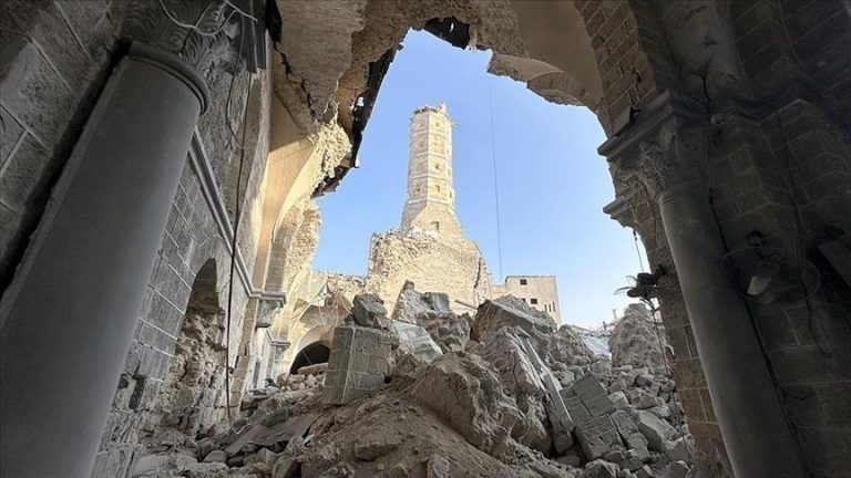 وزير السياحة الفلسطيني: إسرائيل تتعمد استهداف المواقع الأثرية في غزة