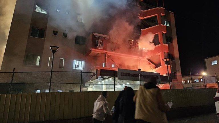 الجيش الإسرائيلي يقر بقصف مستشفى ناصر في خان يونس أثناء استهدافه لقيادي في حماس