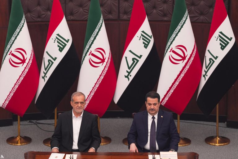 مجلة أمريكية: إيران قد تخسر العراق بعد خسارتها سوريا ولبنان