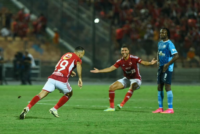 أمين صندوق حزب الوفد يكشف مخطط منح الدوري إلى بيراميدز