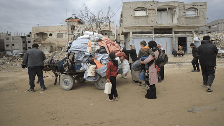لا مأمن في الشمال أو الجنوب إسرائيل تُعيد تهجير الغزيين تحت القصف