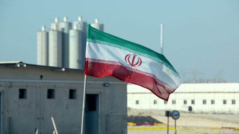 إيران ترفض المقترح الأميركي بنقل اليورانيوم المخصب إلى روسيا وتلوّح برد فعل حاسم