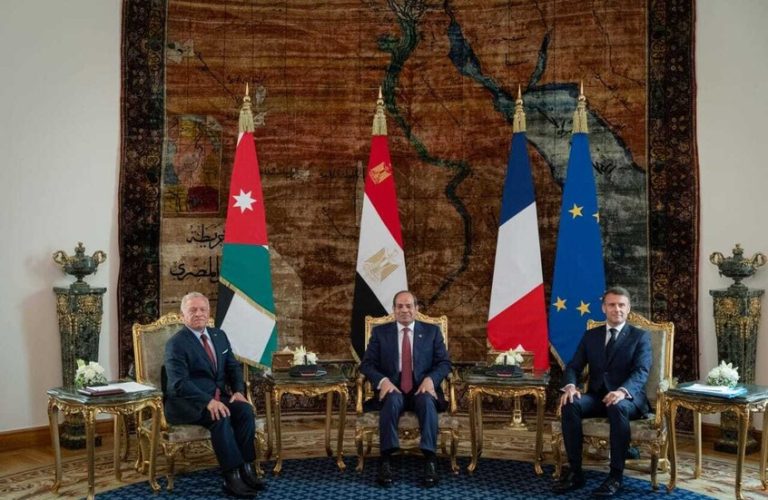 بيان ثلاثي بين مصر والأردن وفرنسا يطالب بحماية الفلسطنيين وإدخال المساعدات