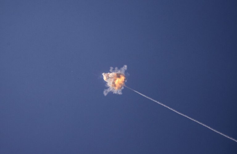 جيش الاحتلال يعترض قذيفة صاروخية أطلقت من قطاع غزة