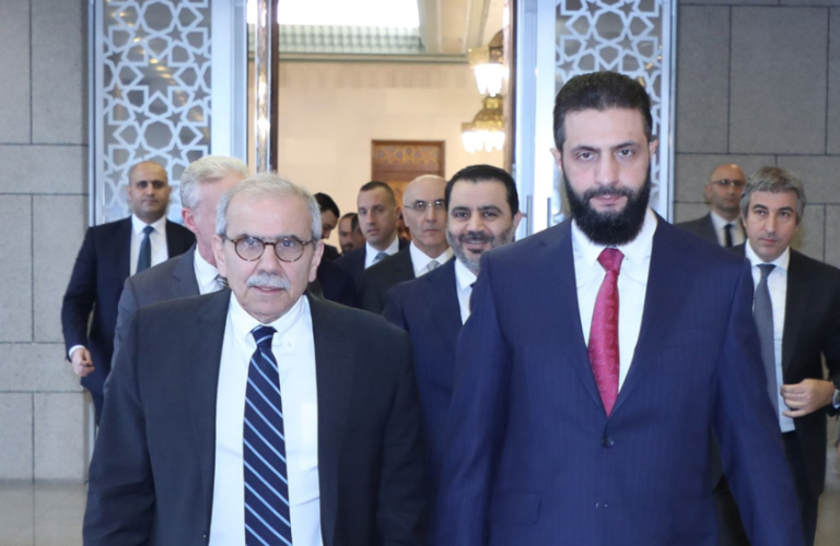ما الذي جرى بين الشرع ورئيس وزراء لبنان؟
