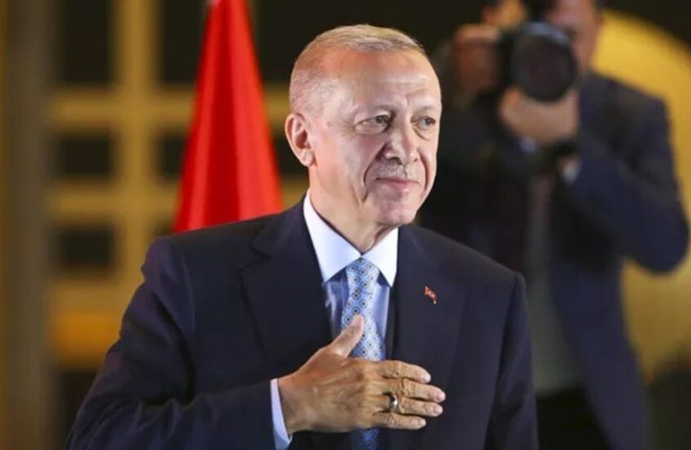 أردوغان: بعض الأطراف تختبر صبر تركيا في ما يخص سوريا
