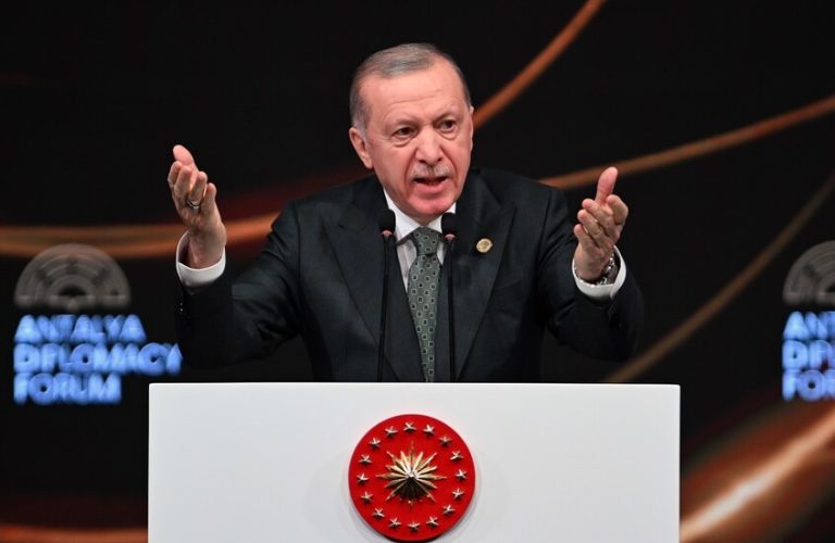 أردوغان: مجازر إسرائيل في غزة كشفت زيف القيم الغربية