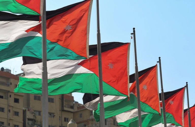الأردن: العمل من أجل فلسطين لا يكون باستهداف الوطن