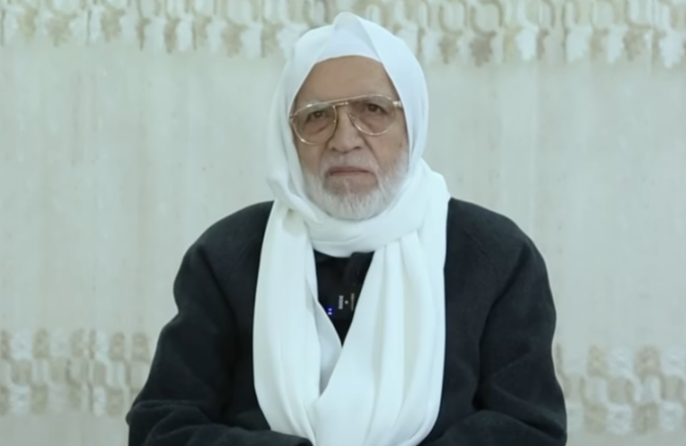 مفتي سوريا يدعو السوريين بعدم الانجرار وراء الفتن التى تعمق الانقسام