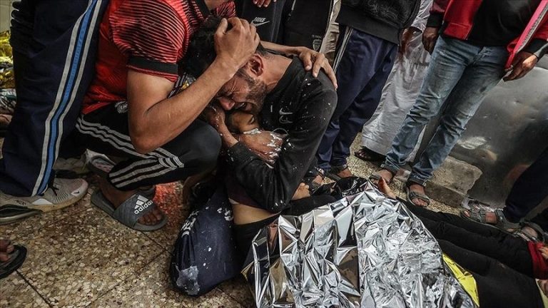 إسرائيل ترتكب مجازر جديدة في غزة وتقتل 20 فلسطينياً في يوم واحد