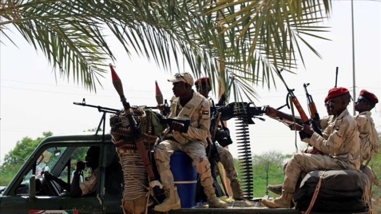 اشتباكات عنيفة بين الجيش السوداني والدعم السريع في أم درمان تشتعل مجددًا