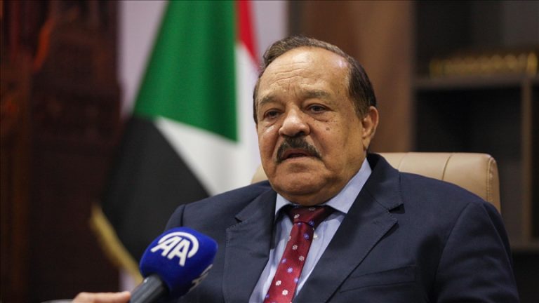 الخرطوم تعبر عن اعتراضها على تنظيم مؤتمر دولي بشأنها دون مشاركة حكومتها