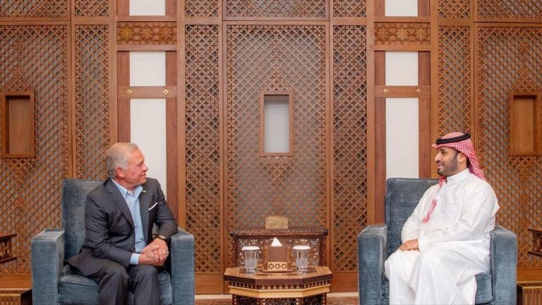 ملك الأردن وولي عهد السعودية يبحثان التطورات في غزة والضفة الغربية